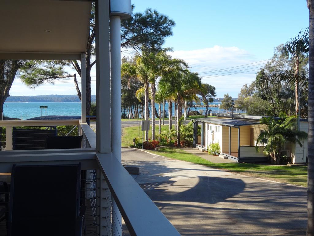 Caseys Beach Holiday Park Sunshine Bay Екстер'єр фото