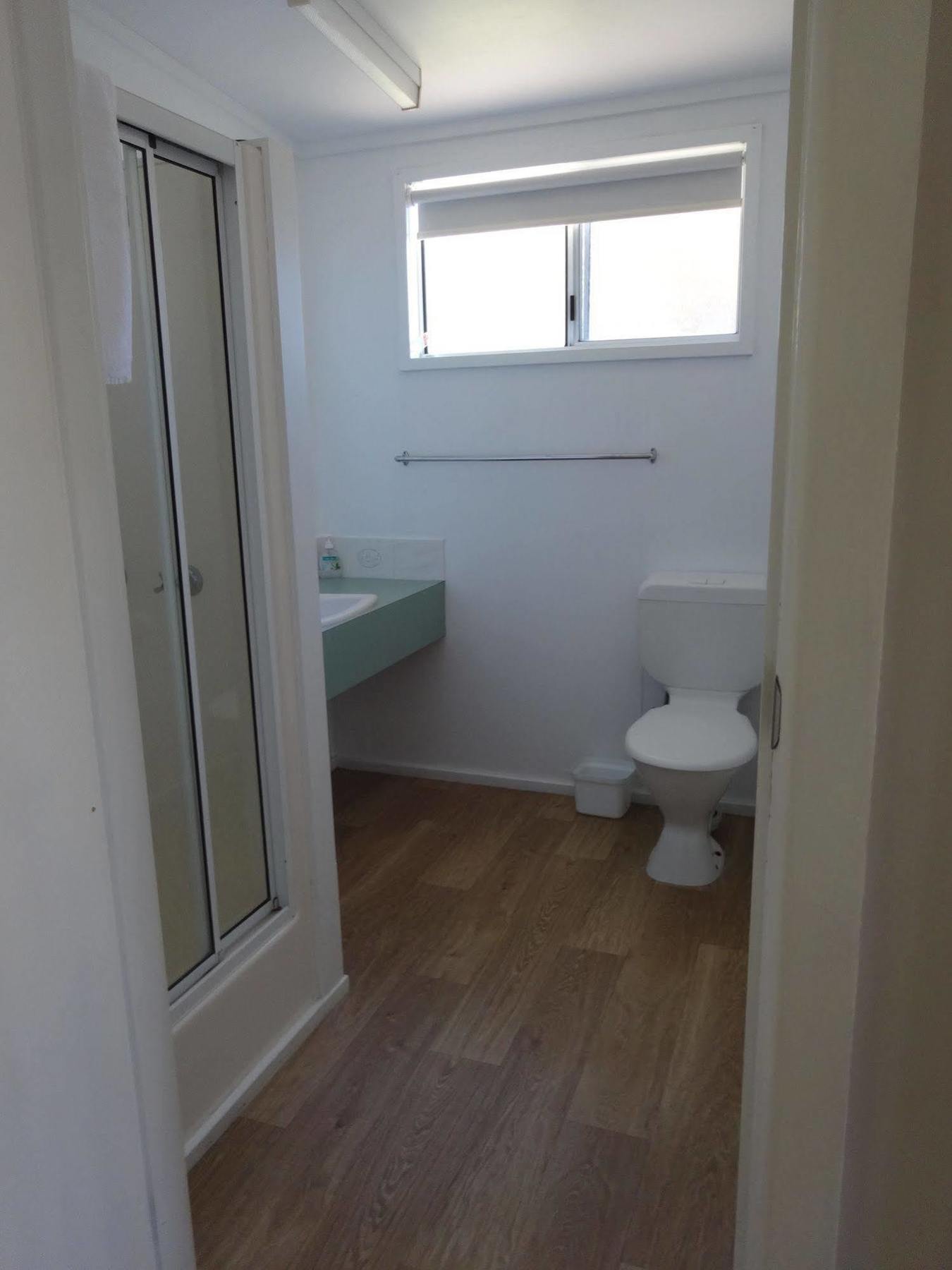 Caseys Beach Holiday Park Sunshine Bay Екстер'єр фото